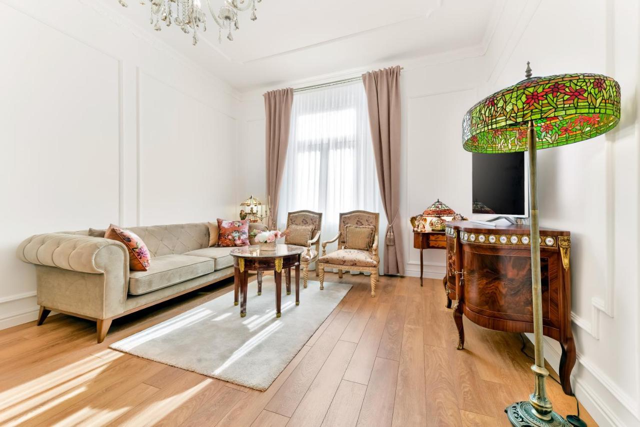 Luxury Class Apartment - 1St Floor, Large Apartment, Downtown, Newly Renovated, Fast Wifi, 4X Air Conditioning Zagreb Exterior foto