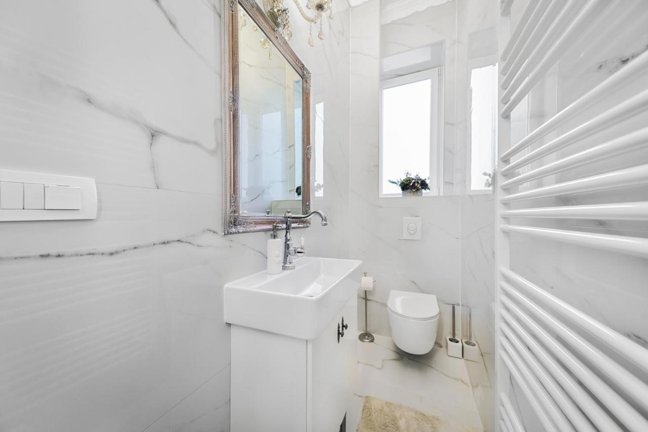 Luxury Class Apartment - 1St Floor, Large Apartment, Downtown, Newly Renovated, Fast Wifi, 4X Air Conditioning Zagreb Exterior foto