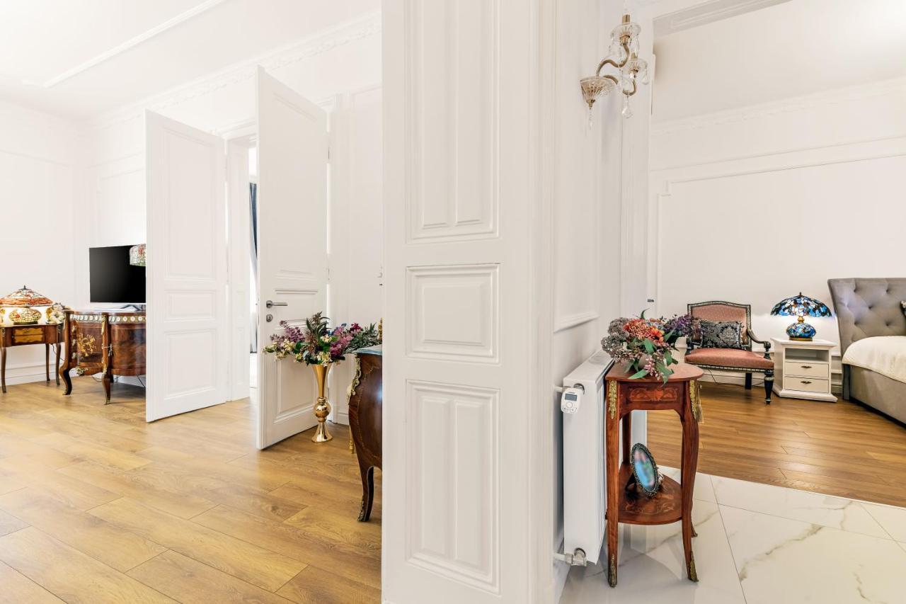 Luxury Class Apartment - 1St Floor, Large Apartment, Downtown, Newly Renovated, Fast Wifi, 4X Air Conditioning Zagreb Exterior foto