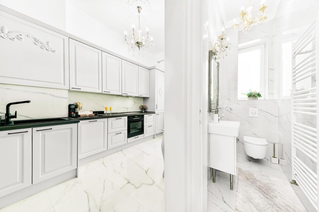 Luxury Class Apartment - 1St Floor, Large Apartment, Downtown, Newly Renovated, Fast Wifi, 4X Air Conditioning Zagreb Exterior foto
